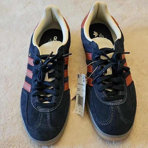 BNWT Men's Adidas Gazelle Indoor, Navy and Burgundy Sneakers. Size 10.5 - Picture 3 of 5